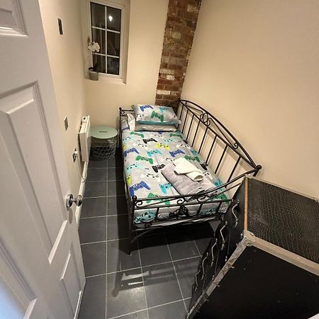 דירות Hurst Flat 3 Meadow View Cozy Getaway מראה חיצוני תמונה